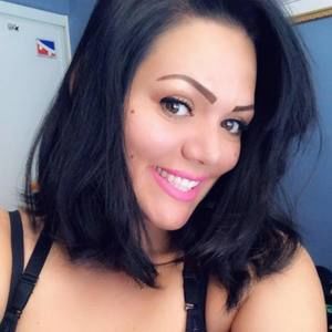 Meet your Posher, Angie